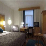 Crown Plaza 6