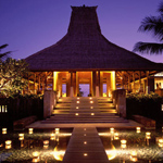 03 - lobby in the evening
