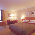 Crowne Plaza Heathrow 4