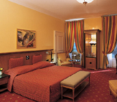 1 bdr suite
