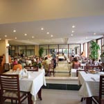 Alara Kum Hotel