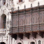 26palace_near_cathedral