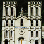 13 church-of-Salazie