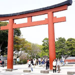 2Entrance-of-Hachimangu