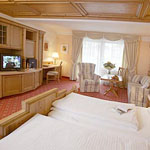 Trofana Royal 5