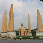 4 Democracy-Monument.