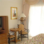 Renaissance Golden View Beach 14