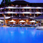 main-pool-night-shot