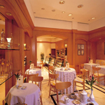 Island Shangri-La Hong Kong