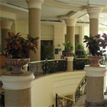Renaissance Golden View Beach 8
