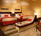 Royal Service Garden View Suite