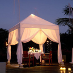 romance at maya