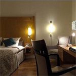 Crown Plaza 7
