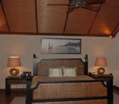 Deluxe Room2