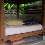 Bale (Outside rest)