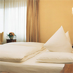 Savoy 9