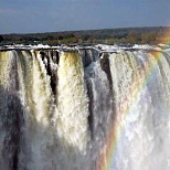 Вид на водопад в Замбии