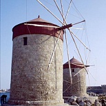 Греческие мельницы