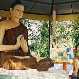 Скульптуры Будды в Индии