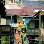 Фото брунейской семьи